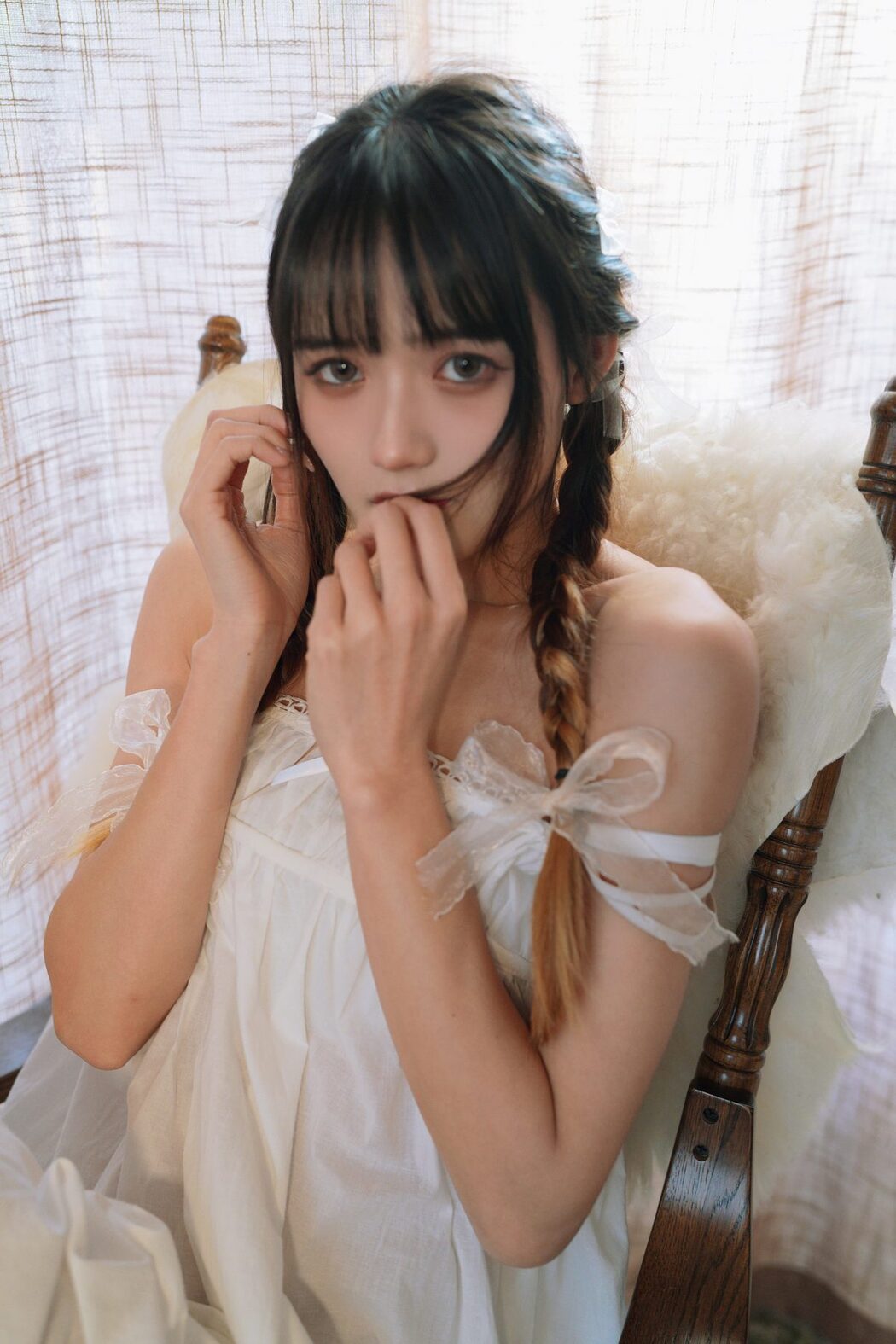 YiTuYu艺图语 Vol.5003 Tu Zi Zzz Bu Chi Hu Luo Bo