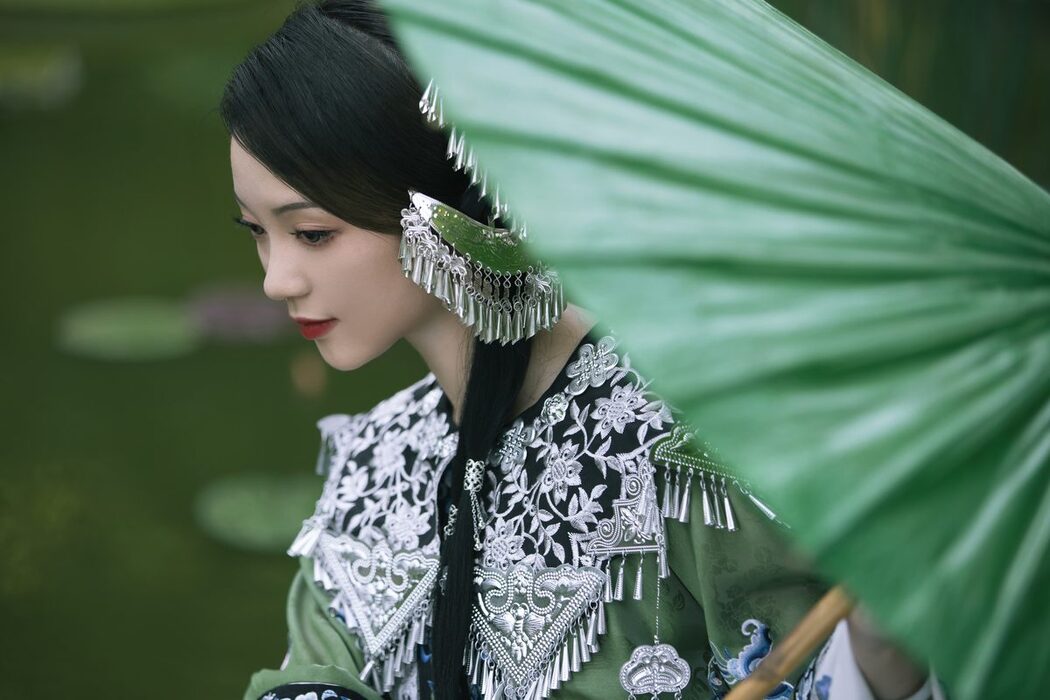 YiTuYu艺图语 Vol.5113 Qi Ni Si Mao