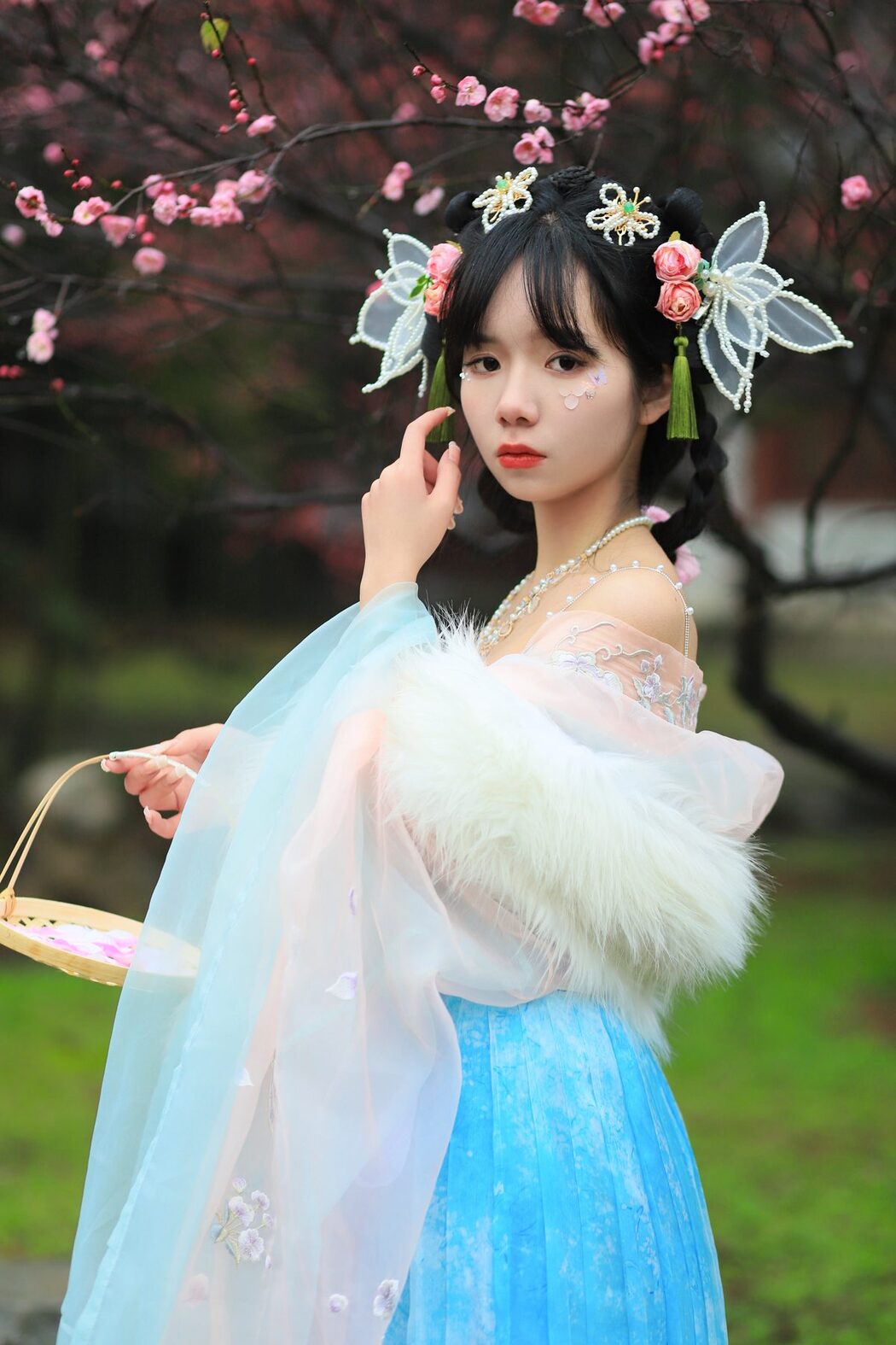 YiTuYu艺图语 Vol.5120 Xiao Yang