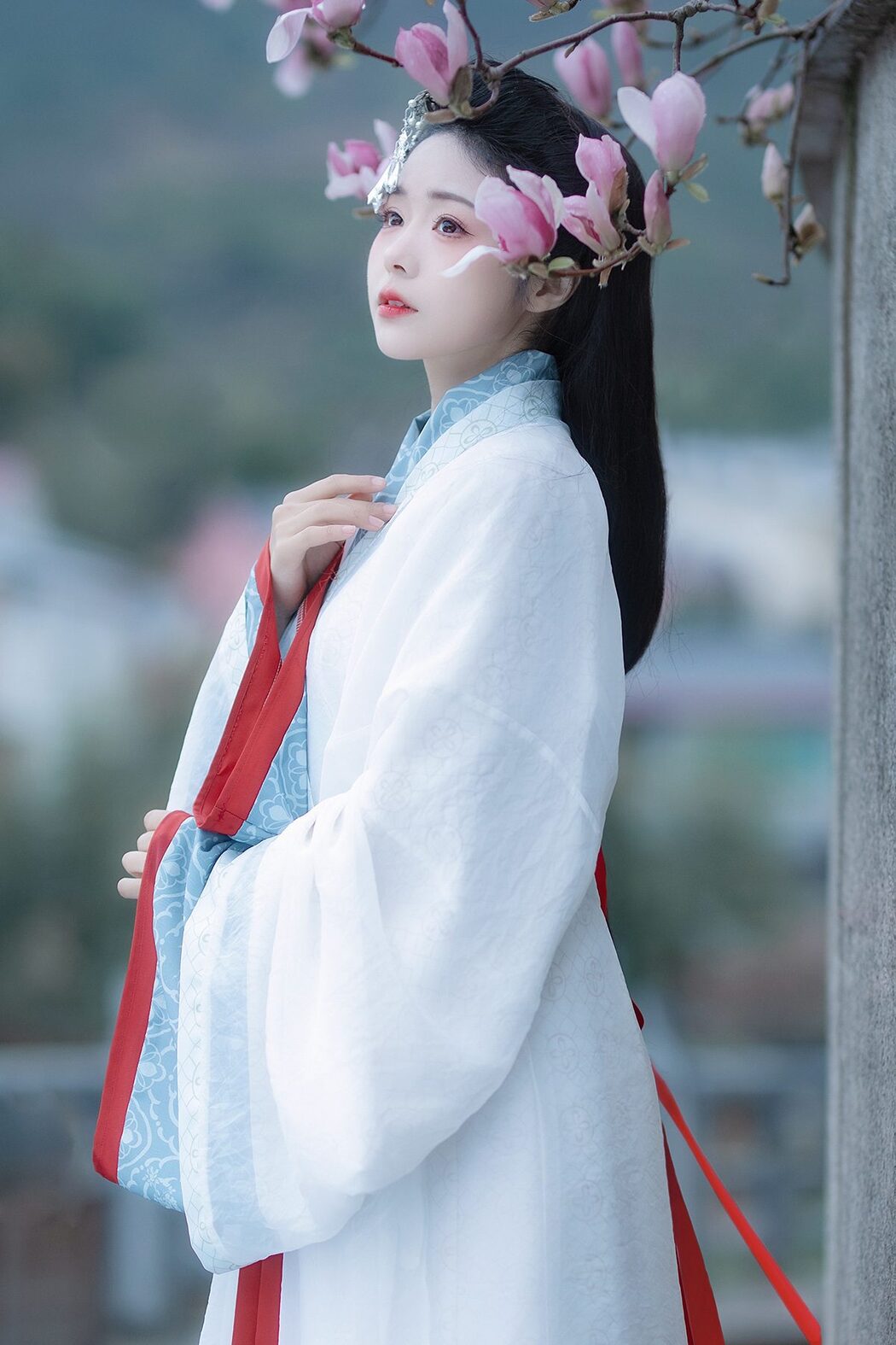YiTuYu艺图语 Vol.5040 Yun Yun De Hei Yan Quan Er Cover Photo