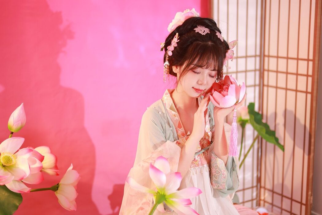 YiTuYu艺图语 Vol.5061 Mu Yan Se Cc