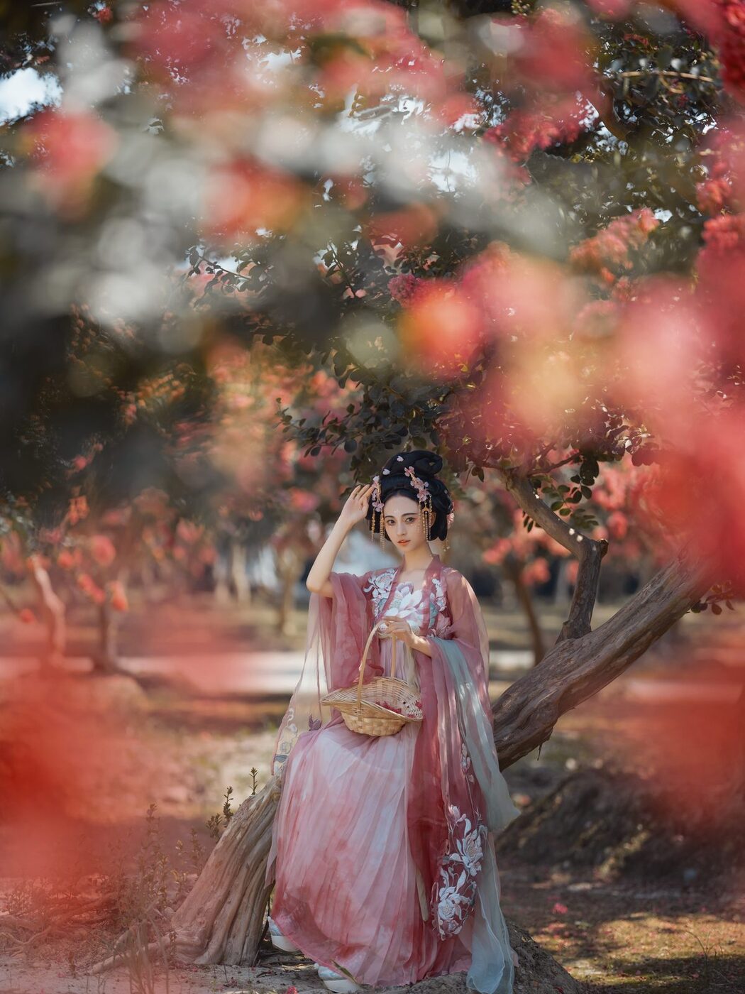YiTuYu艺图语 Vol.5079 Qian Luo