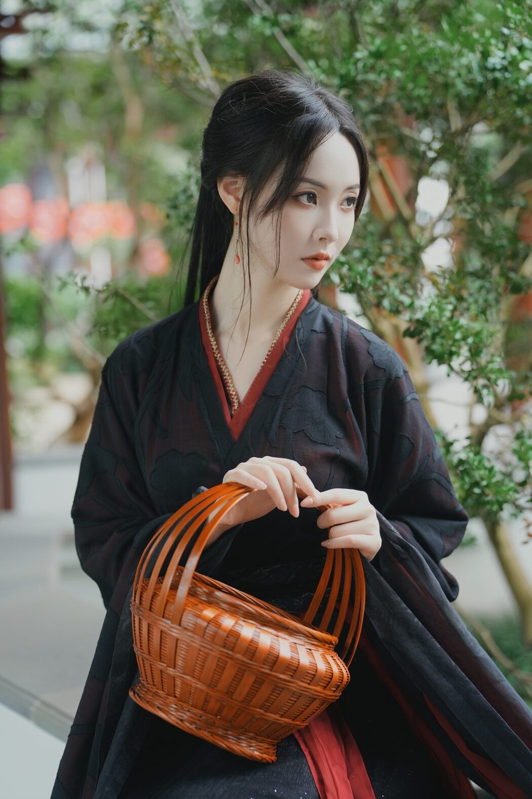 YiTuYu艺图语 Vol.4989 Vi Ge Vivian