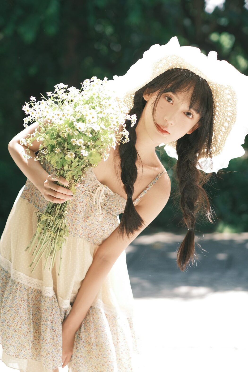 YiTuYu艺图语 Vol.5122 Ke Ai Zhou Zz