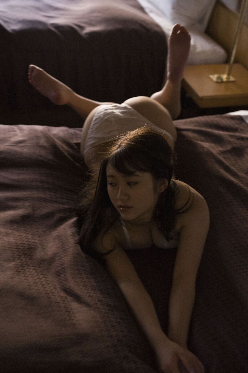 JP Himesaki Hana 姫咲はな – 光の差す方角へ (84P)