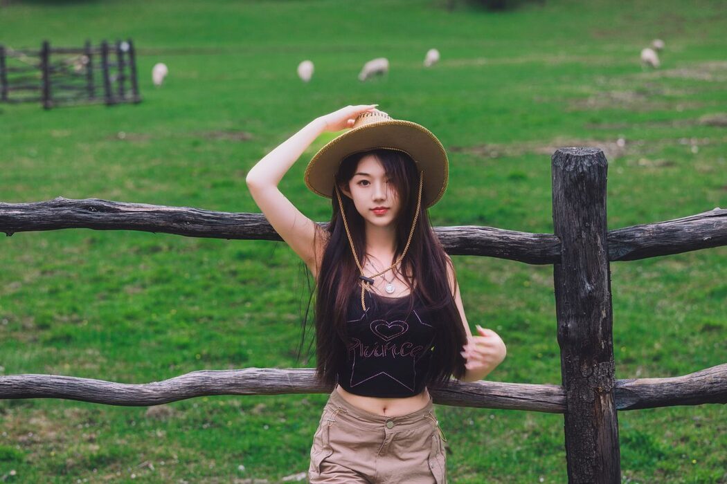 YiTuYu艺图语 Vol.5109 Pei Tong Xue
