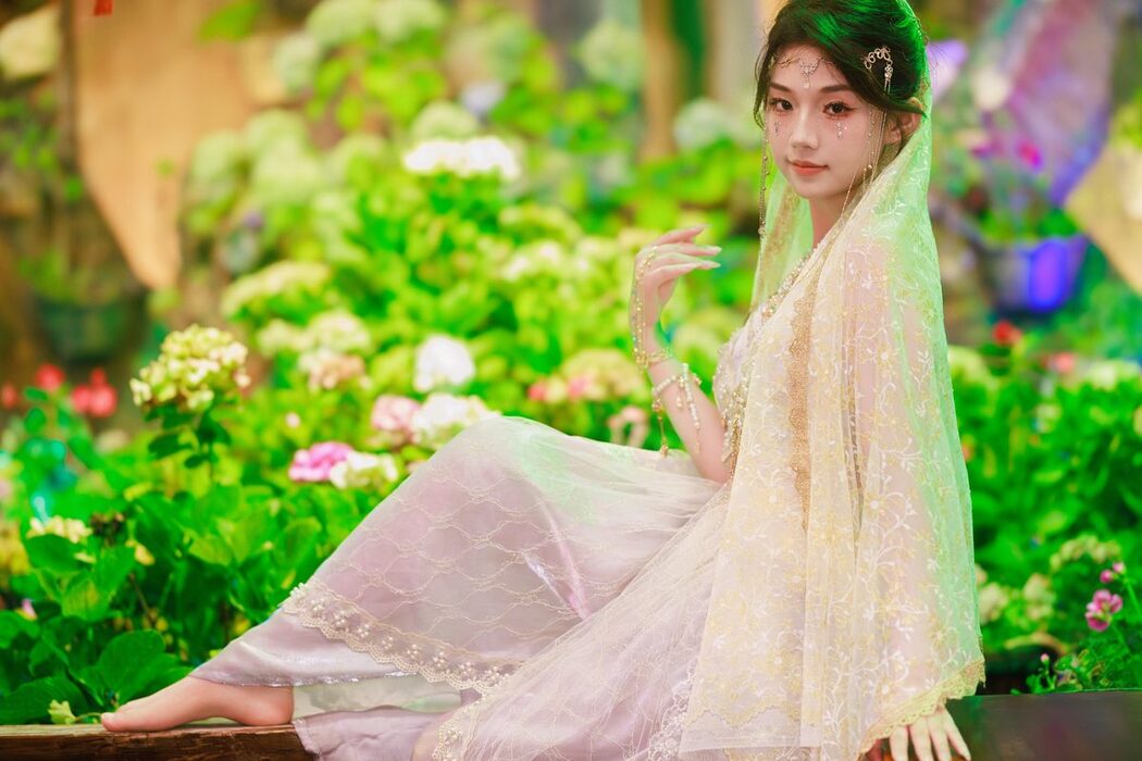 YiTuYu艺图语 Vol.5063 Pei Tong Xue