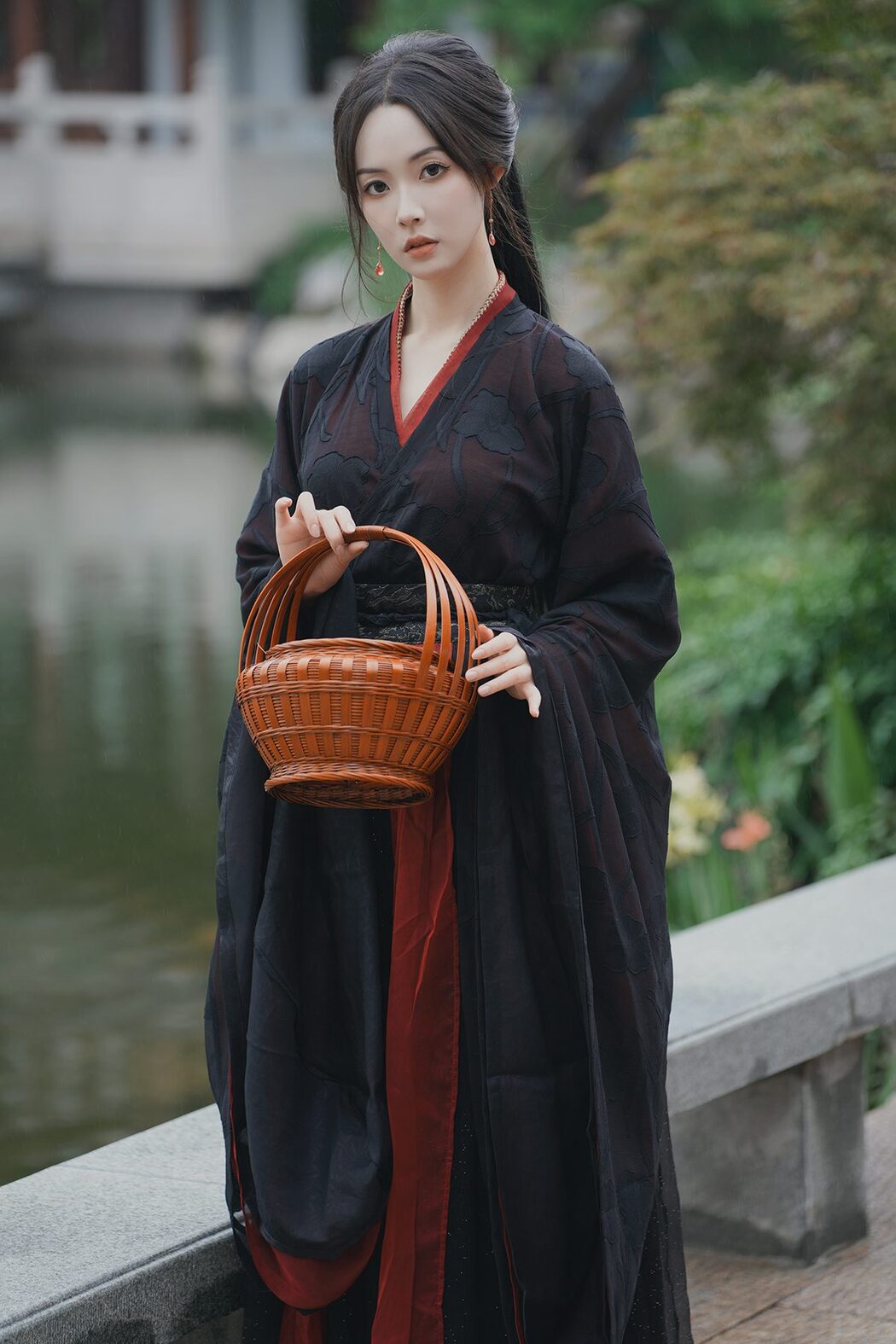 YiTuYu艺图语 Vol.4989 Vi Ge Vivian Cover Photo