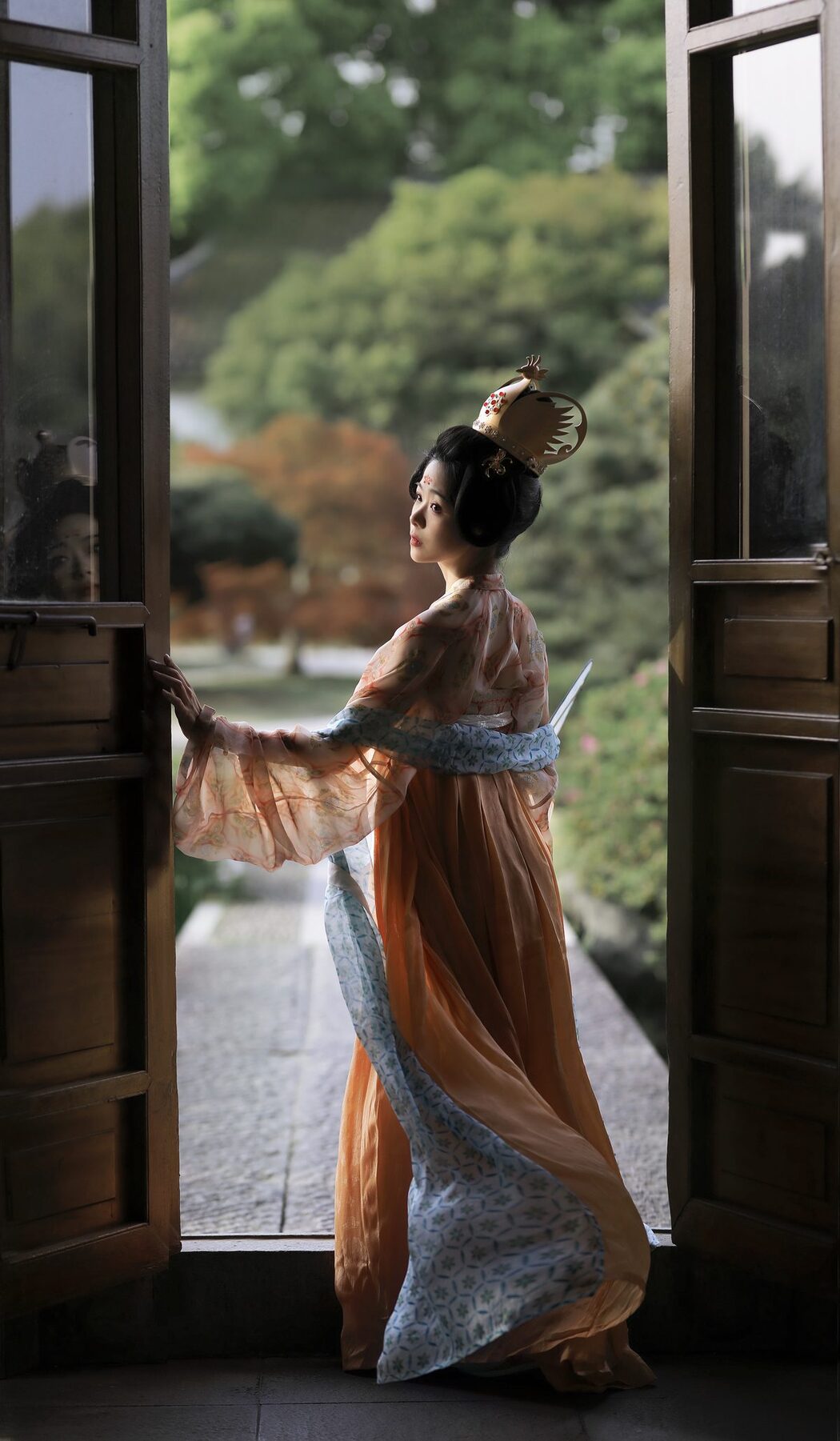 YiTuYu艺图语 Vol.5053 Yun Yun De Hei Yan Quan Er