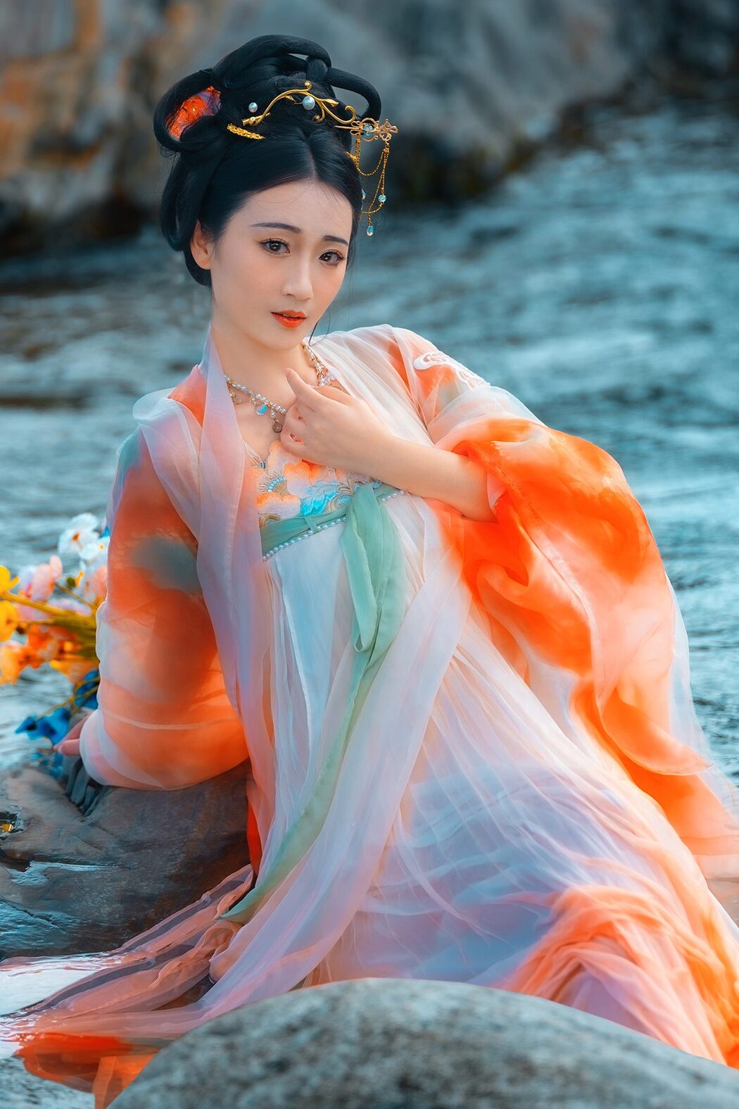 YiTuYu艺图语 Vol.5089 Long En Xing Cover Photo