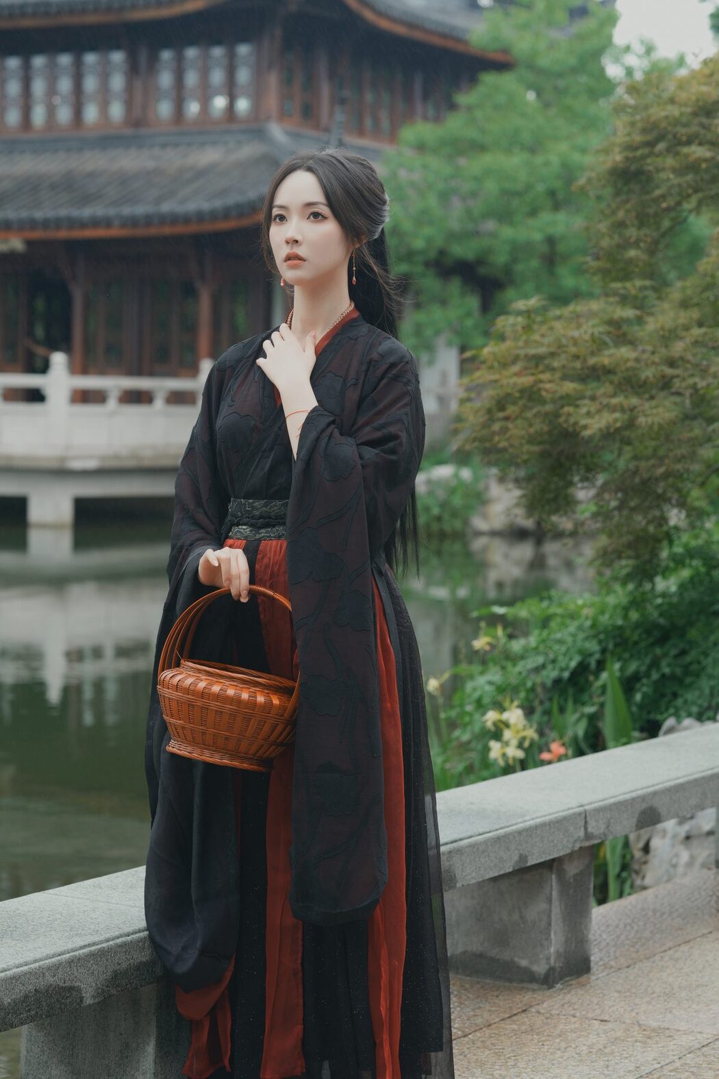 YiTuYu艺图语 Vol.4989 Vi Ge Vivian