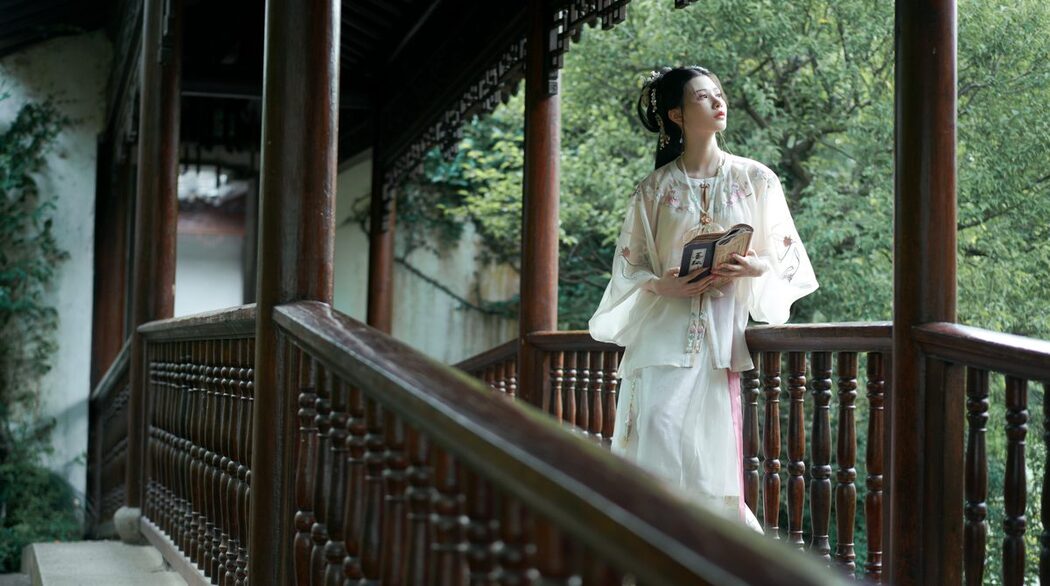 YiTuYu艺图语 Vol.4988 Xue Gao