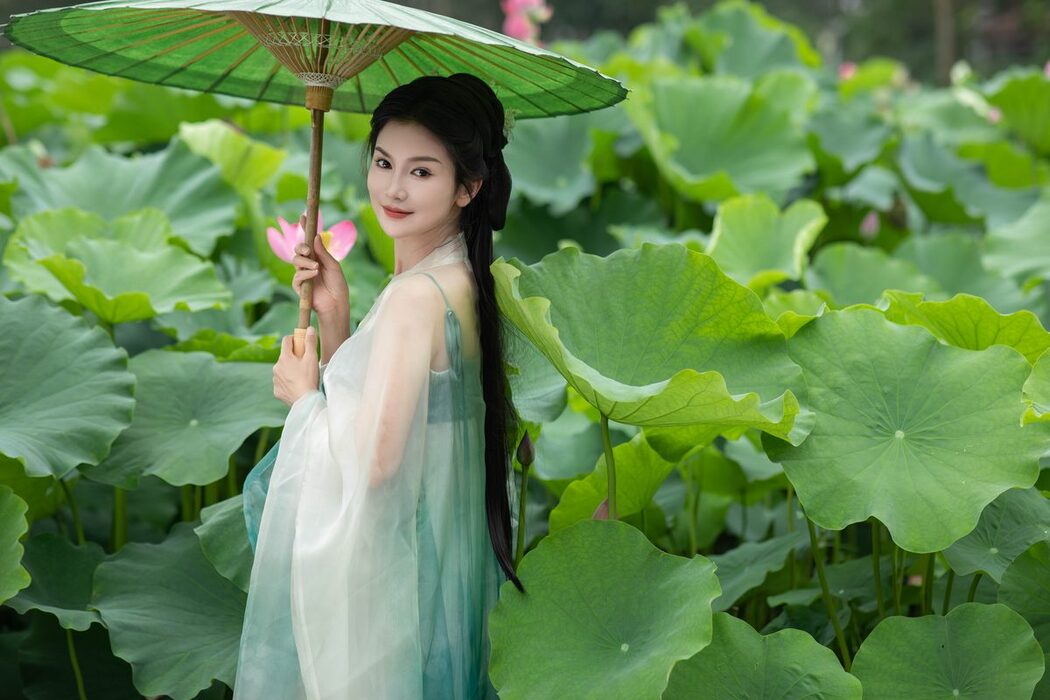 YiTuYu艺图语 Vol.5076 Ji Yi