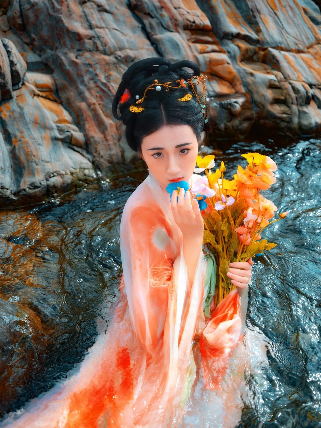 YiTuYu艺图语 Vol.5089 Long En Xing
