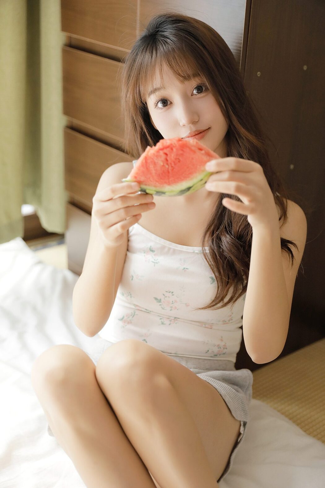 YiTuYu艺图语 Vol.5107 Zheng Xiang Xiang Cover Photo