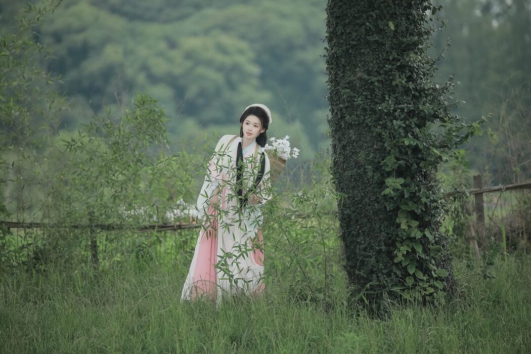 YiTuYu艺图语 Vol.5161 Miao Miao Jia De Xiao Yu Gan