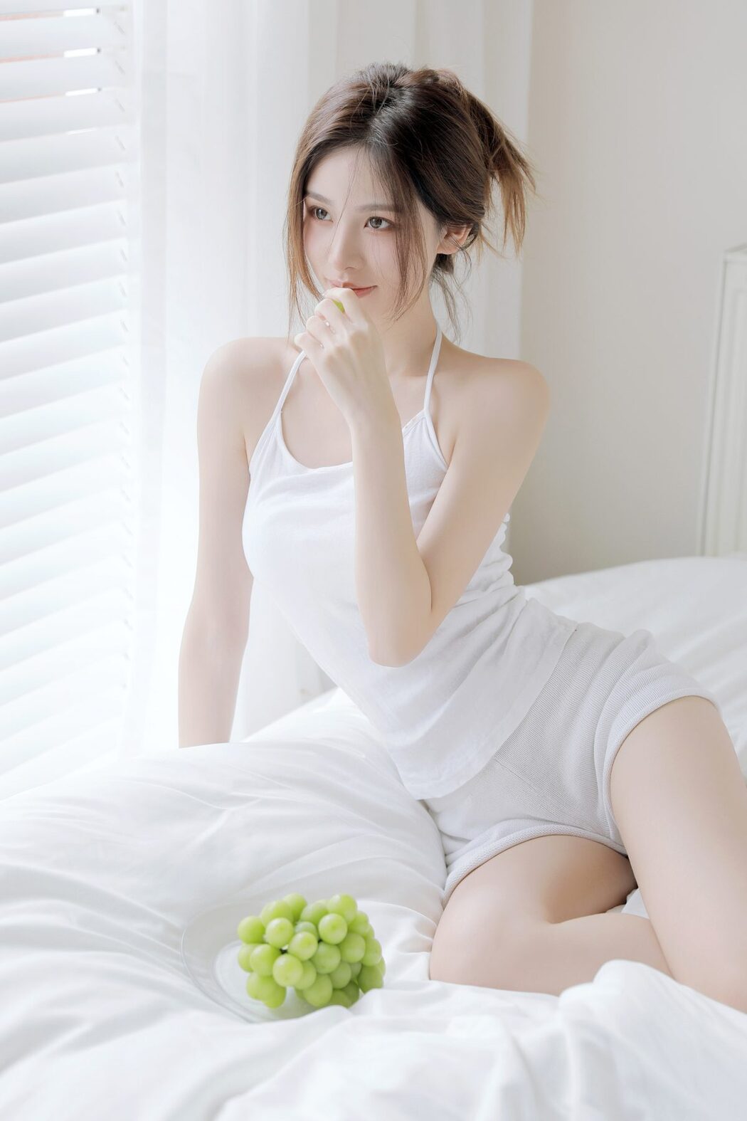 YiTuYu艺图语 Vol.5084 Xiao Fei ZZ