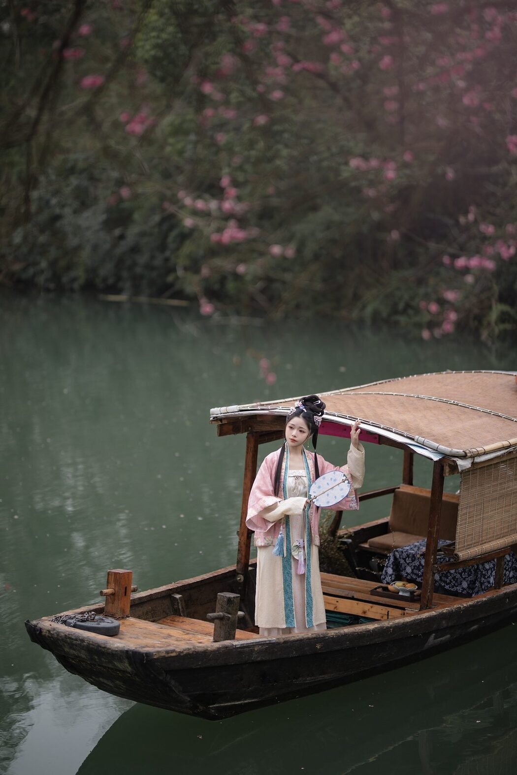 YiTuYu艺图语 Vol.5065 Yun Yun De Hei Yan Quan Er