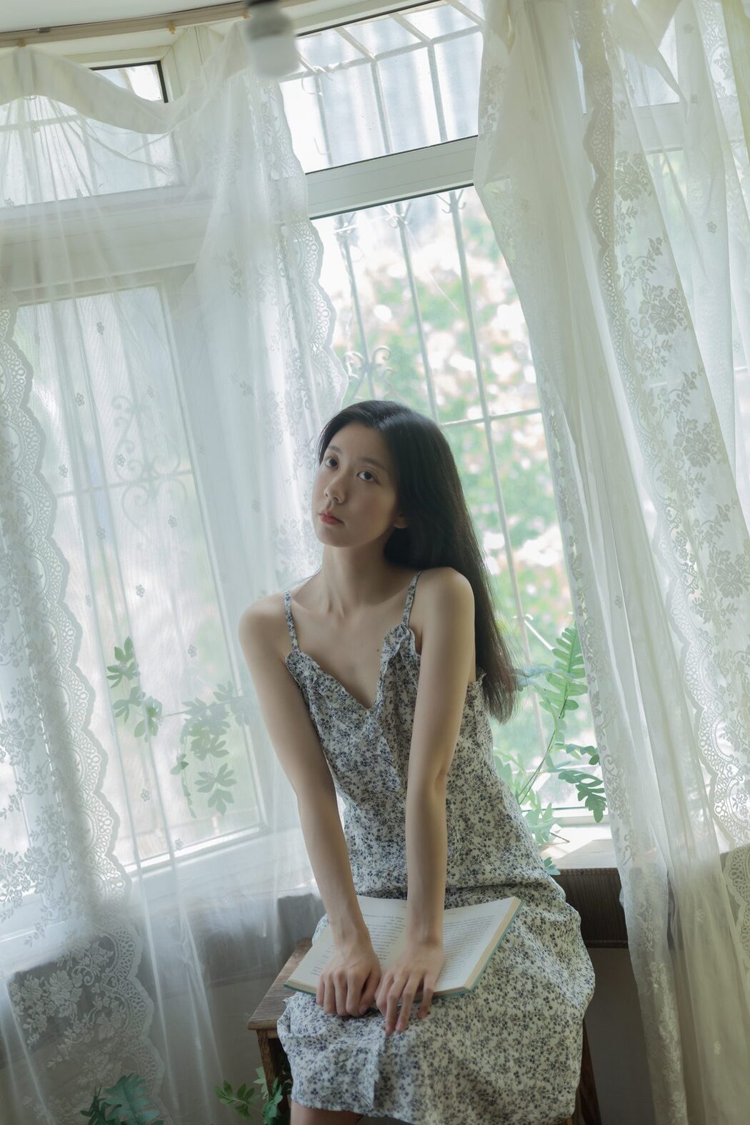 YiTuYu艺图语 Vol.5030 Si Mao Shao Nu