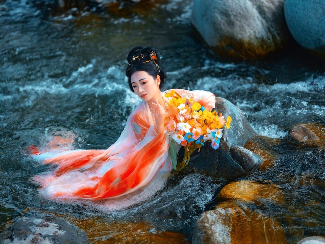 YiTuYu艺图语 Vol.5089 Long En Xing