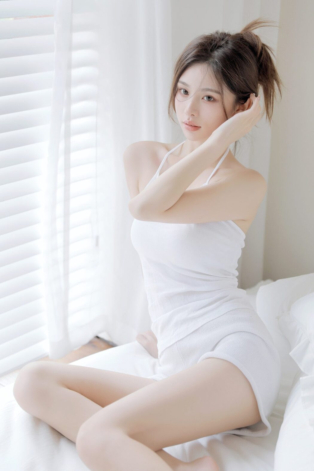 YiTuYu艺图语 Vol.5084 Xiao Fei ZZ