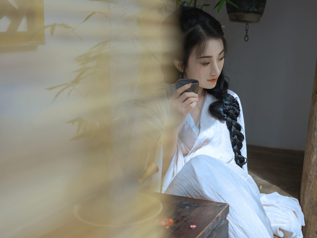 YiTuYu艺图语 Vol.5027 Dong Chu Liu