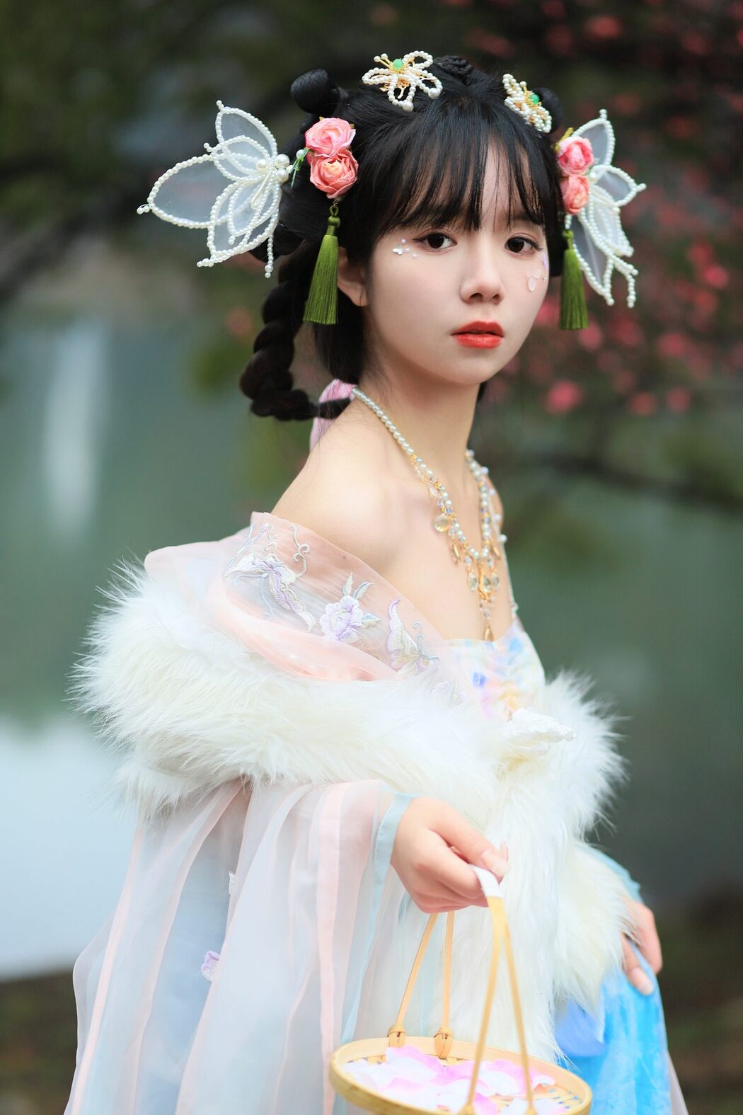 YiTuYu艺图语 Vol.5120 Xiao Yang