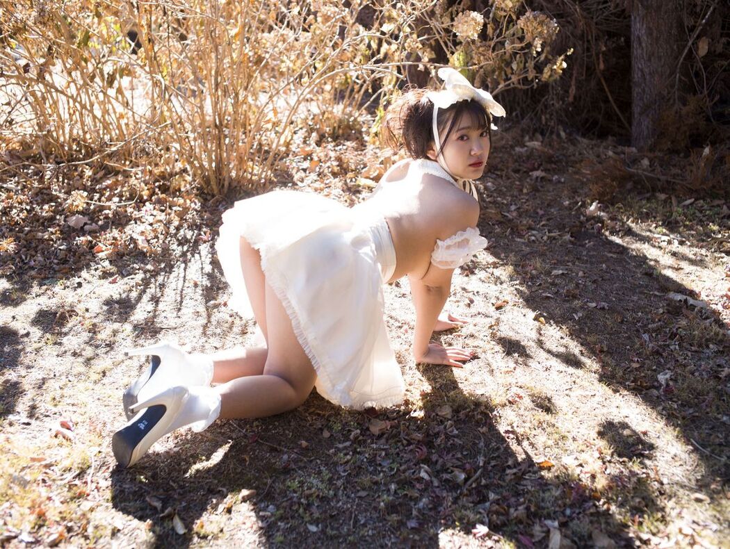 JP Himesaki Hana 姫咲はな – 光の差す方角へ (84P)
