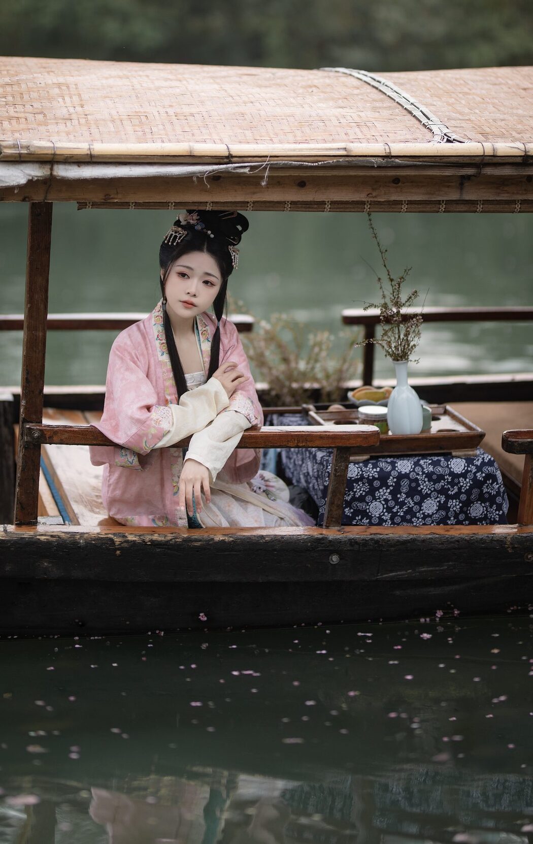YiTuYu艺图语 Vol.5065 Yun Yun De Hei Yan Quan Er