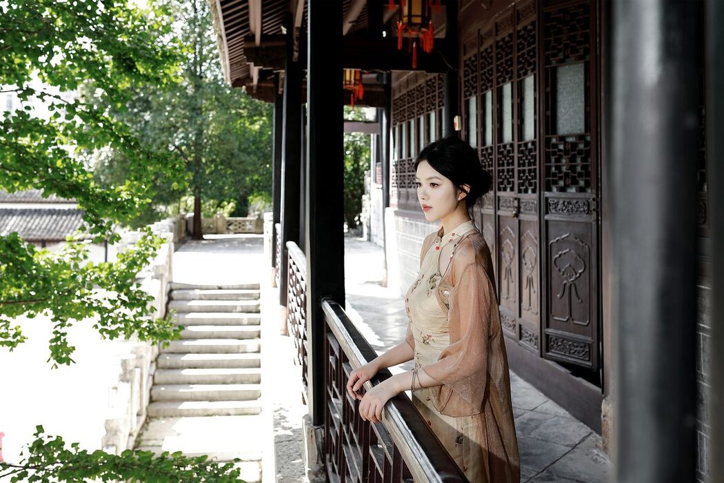 YiTuYu艺图语 Vol.5019 Zi Han