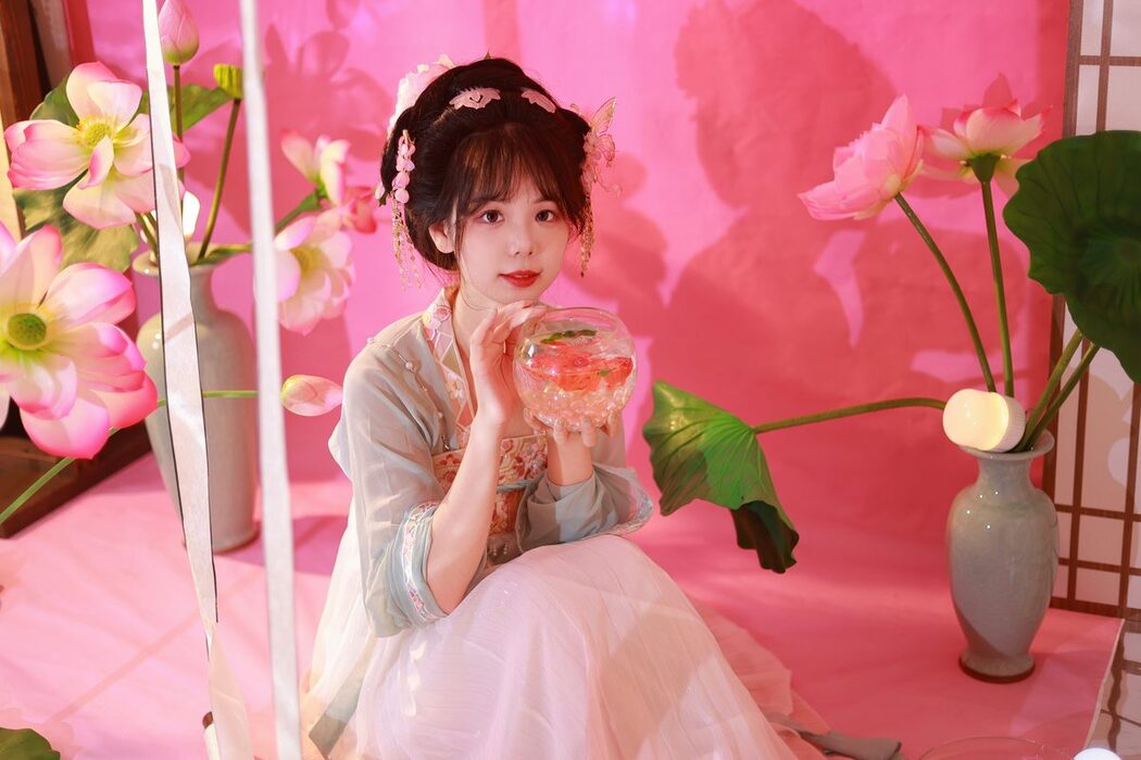 YiTuYu艺图语 Vol.5061 Mu Yan Se Cc