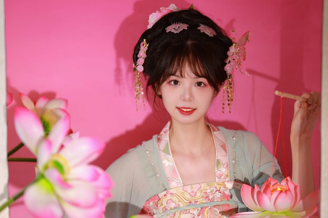 YiTuYu艺图语 Vol.5061 Mu Yan Se Cc