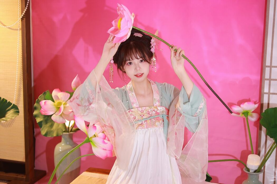YiTuYu艺图语 Vol.5061 Mu Yan Se Cc