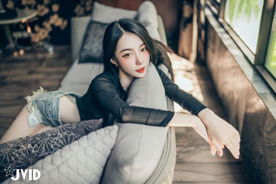 JVID Piao Piao Ge 飄飄哥 – 巨乳女神飄飄身上滿滿的黏稠甜點等你來品嘗 超色氣絕對硬爆 動漫般的身軀尺度超猛 Part02 (52P)