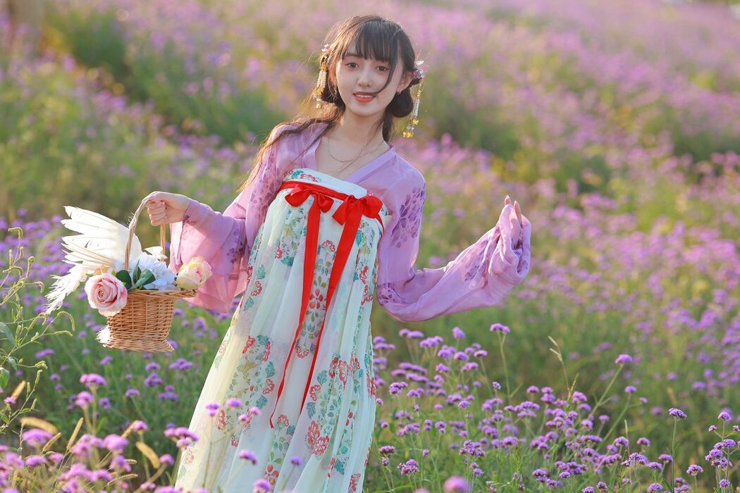 YiTuYu艺图语 Vol.5115 Nuo Nuo Chi Nuo Mi