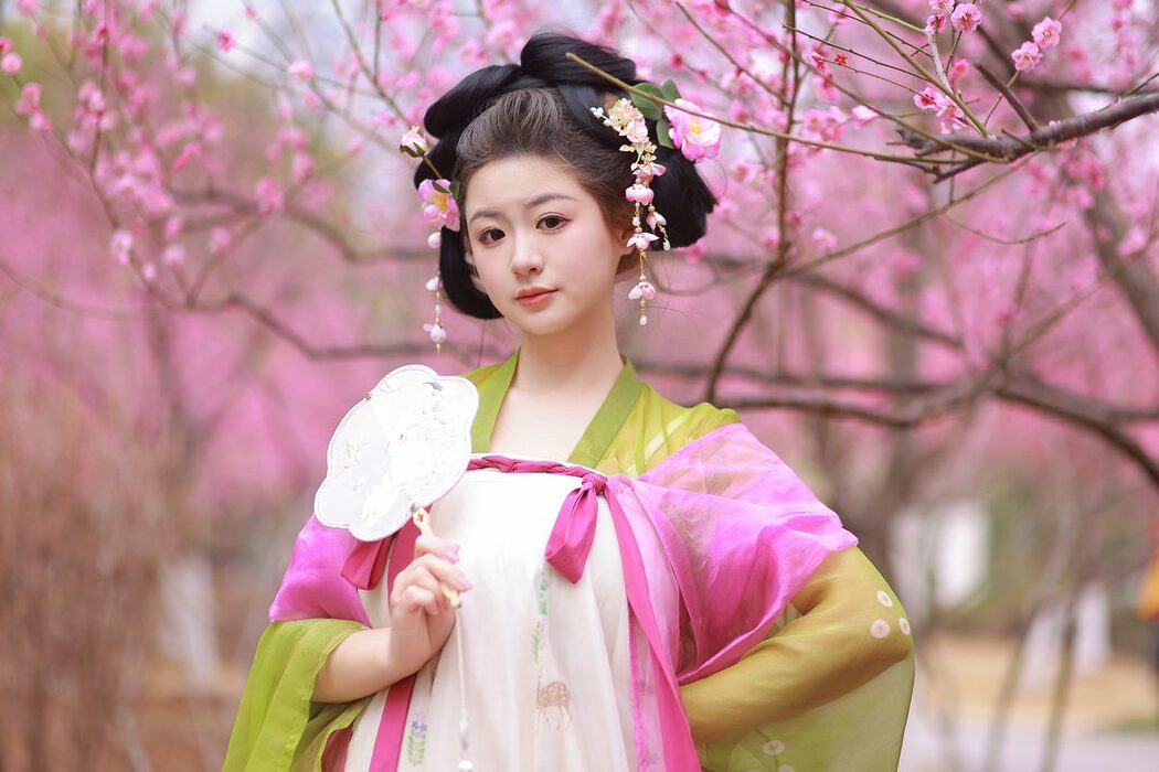 YiTuYu艺图语 Vol.5044 Bu Ke Ai De He He Miao