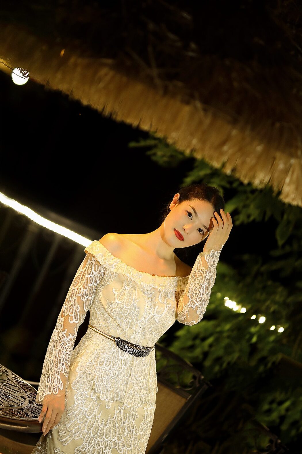 YiTuYu艺图语 Vol.5004 Yi Xuan