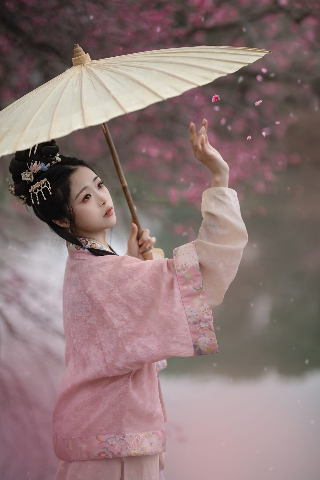 YiTuYu艺图语 Vol.5065 Yun Yun De Hei Yan Quan Er