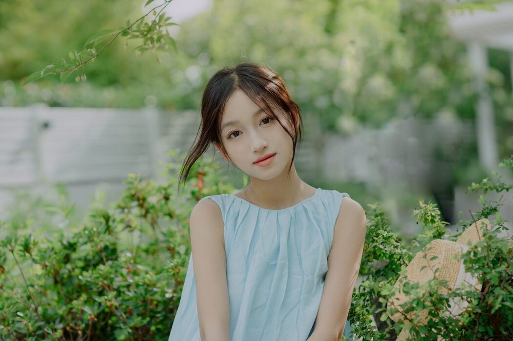 YiTuYu艺图语 Vol.5118 Yu Er