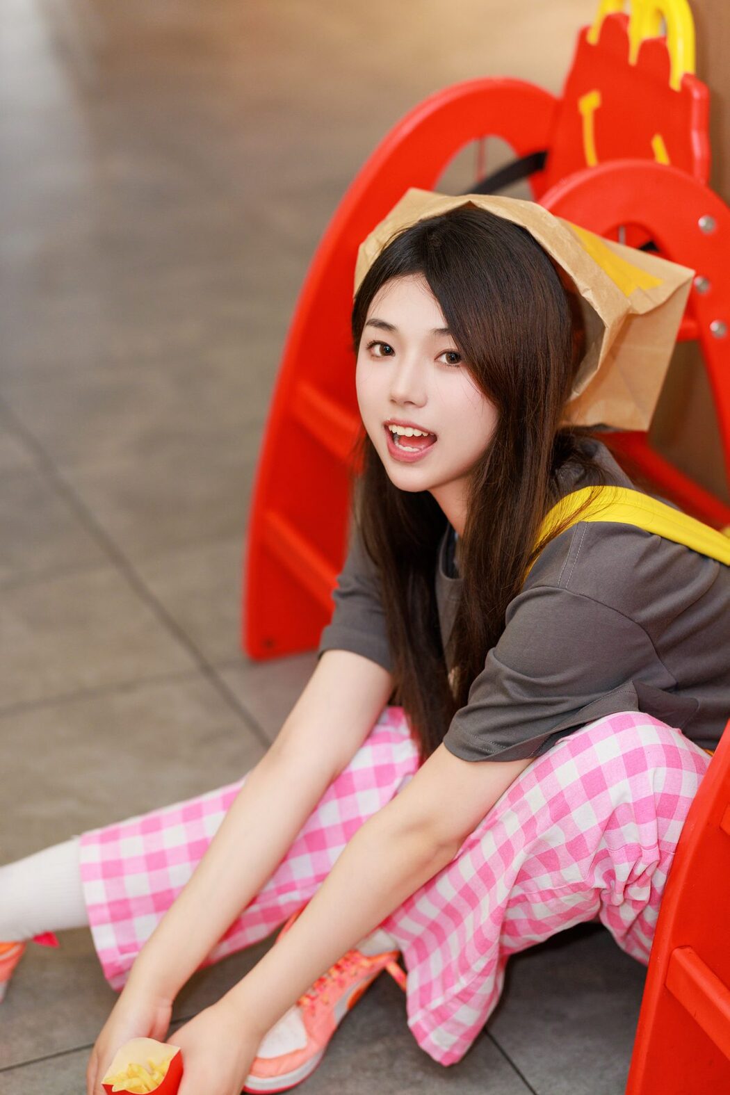 YiTuYu艺图语 Vol.5002 Pei Tong Xue