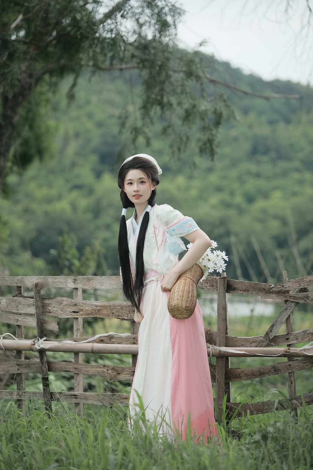 YiTuYu艺图语 Vol.5161 Miao Miao Jia De Xiao Yu Gan