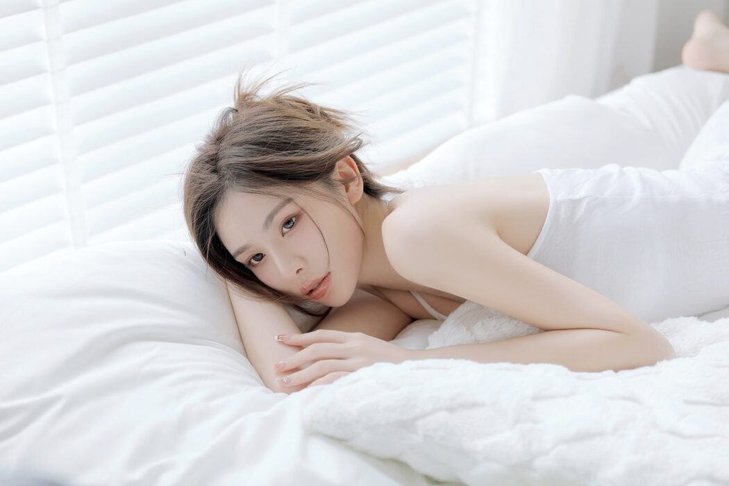 YiTuYu艺图语 Vol.5084 Xiao Fei ZZ