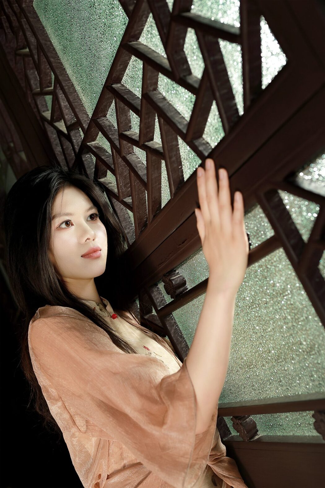 YiTuYu艺图语 Vol.5019 Zi Han