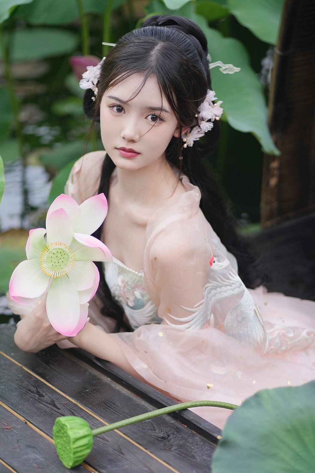 YiTuYu艺图语 Vol.5160 Shi Yu Gan A Cover Photo