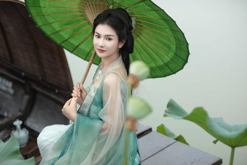 YiTuYu艺图语 Vol.5076 Ji Yi