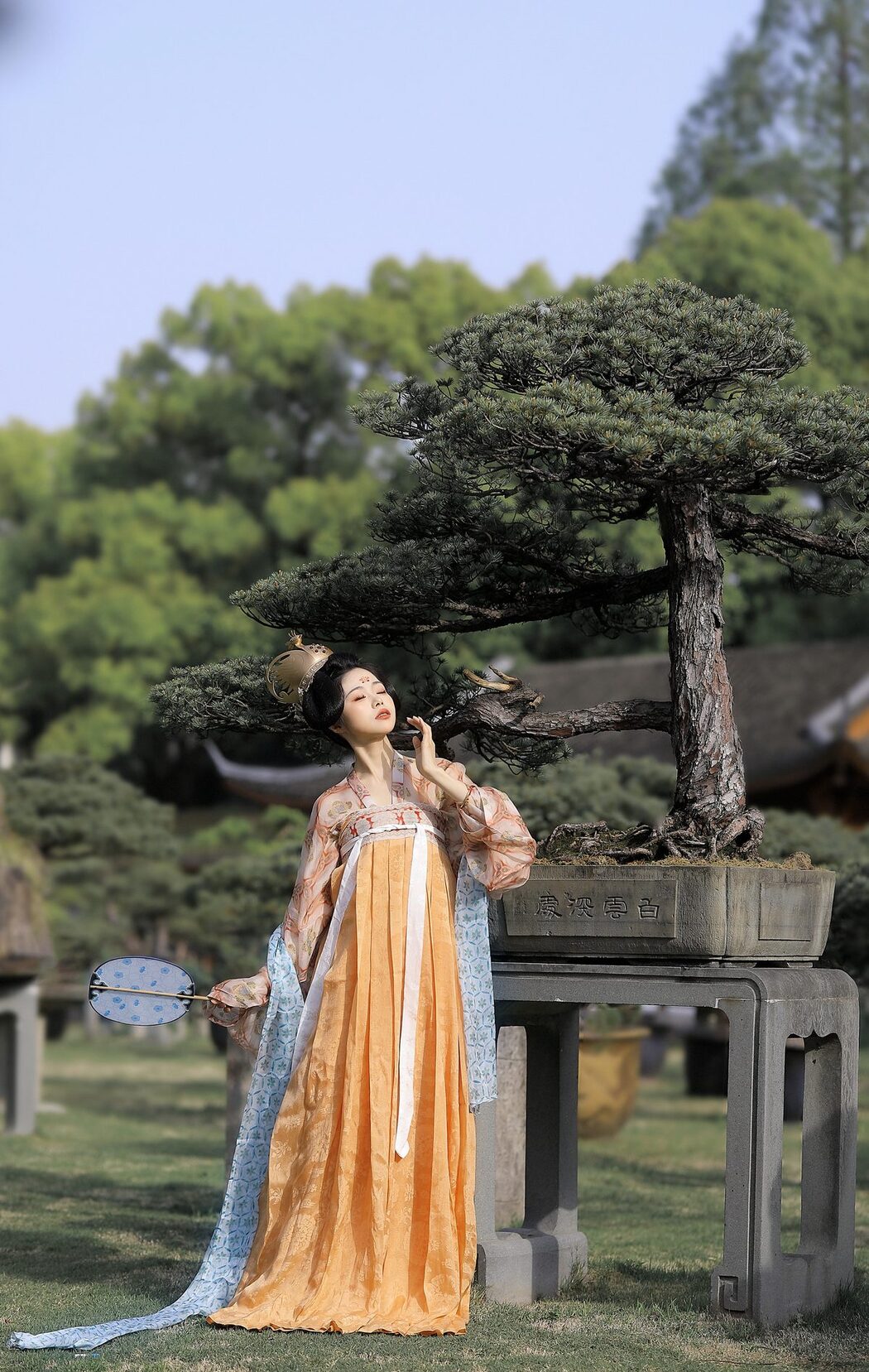 YiTuYu艺图语 Vol.5053 Yun Yun De Hei Yan Quan Er
