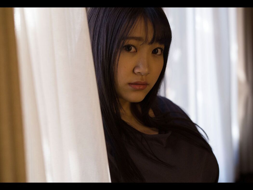 JP Himesaki Hana 姫咲はな – 光の差す方角へ (84P)