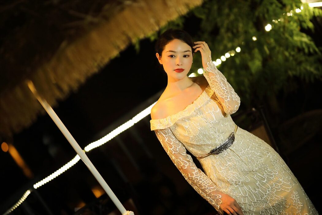 YiTuYu艺图语 Vol.5004 Yi Xuan