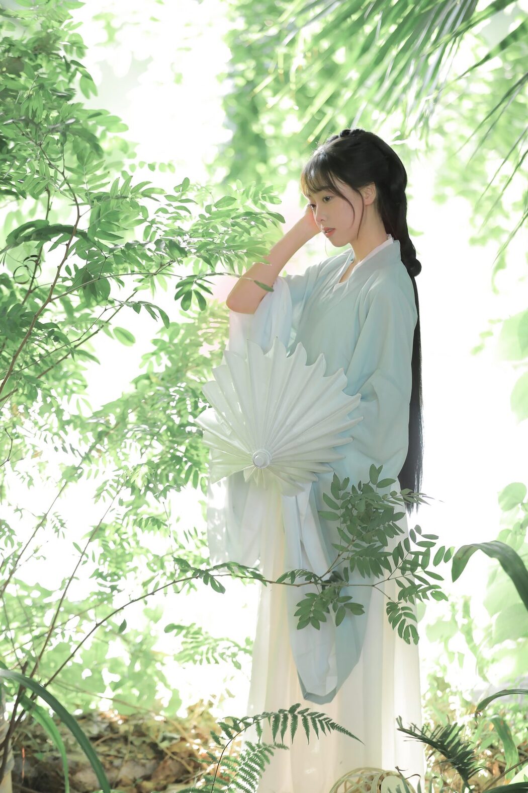YiTuYu艺图语 Vol.5068 Qian Qian