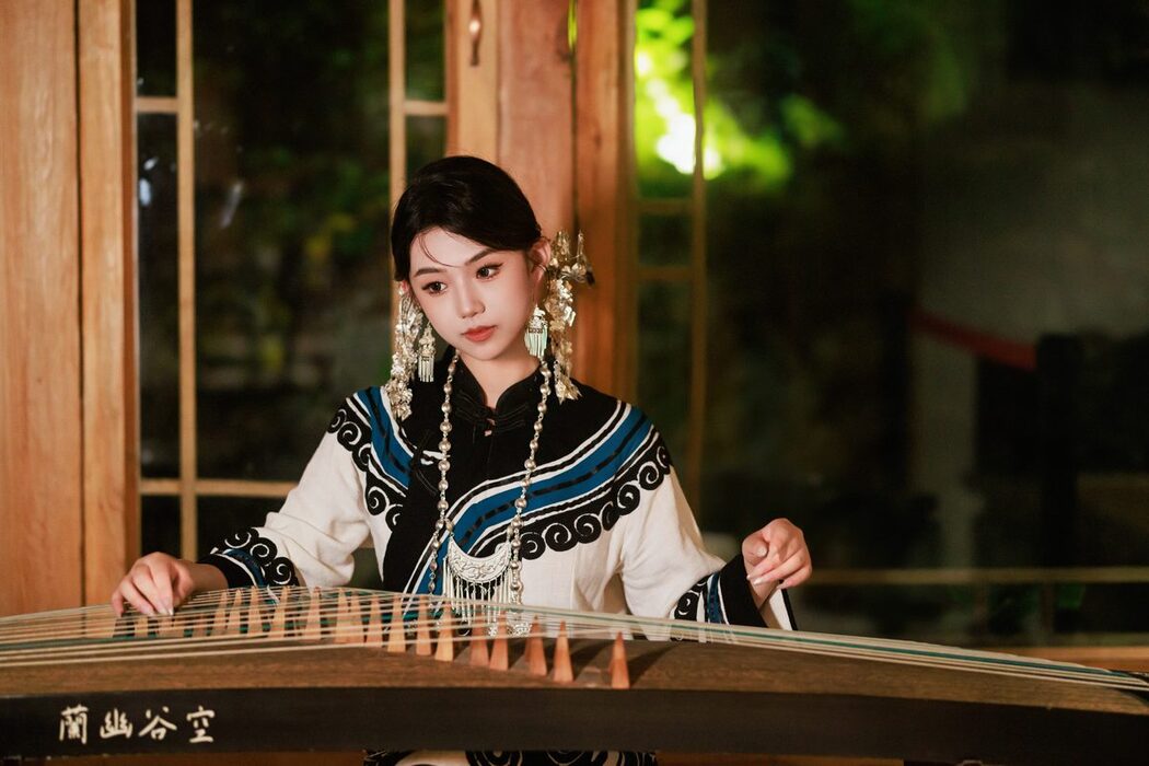 YiTuYu艺图语 Vol.5057 Pei Tong Xue